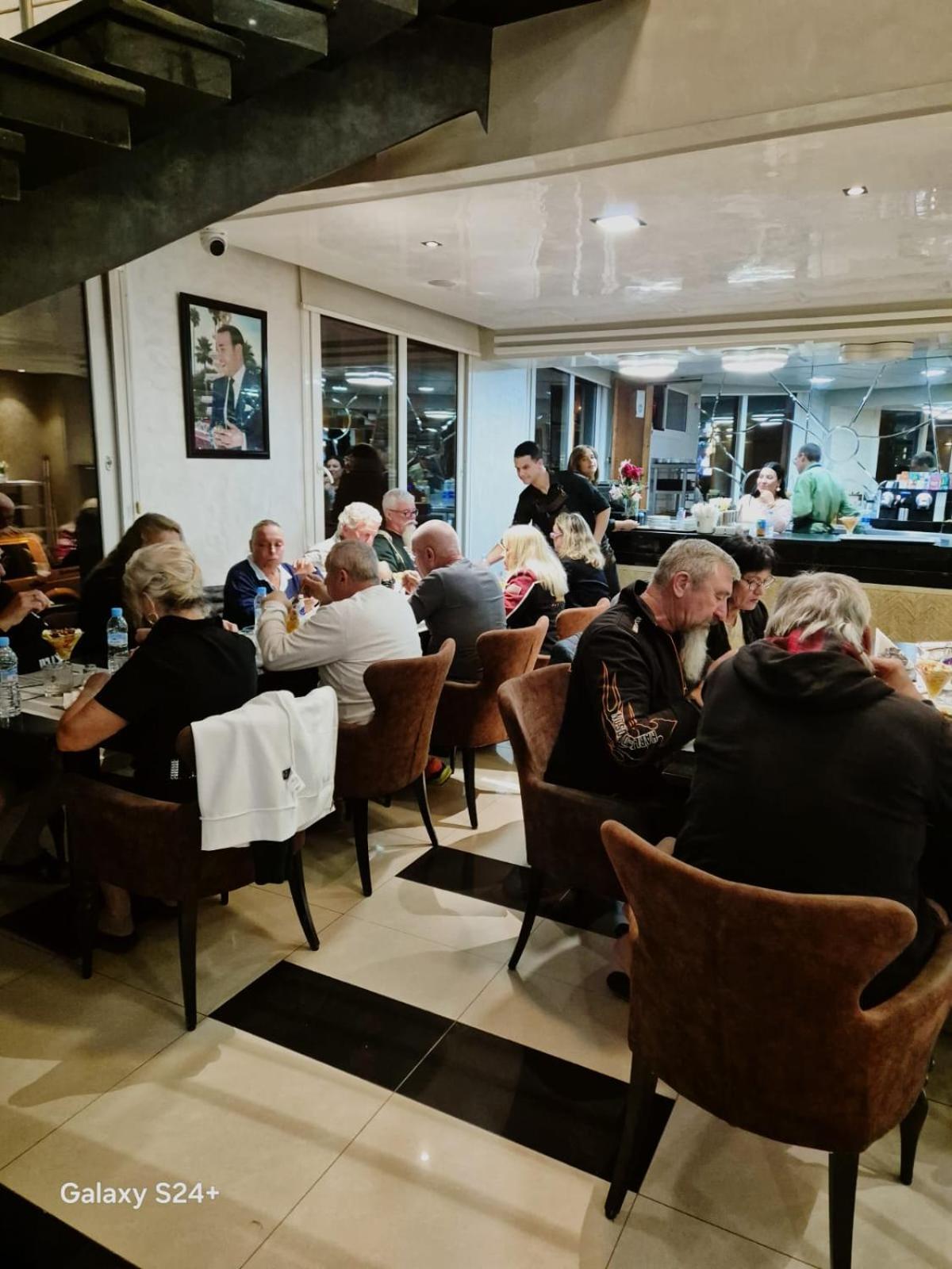 Hotel La Luna Beni Mellal Ngoại thất bức ảnh